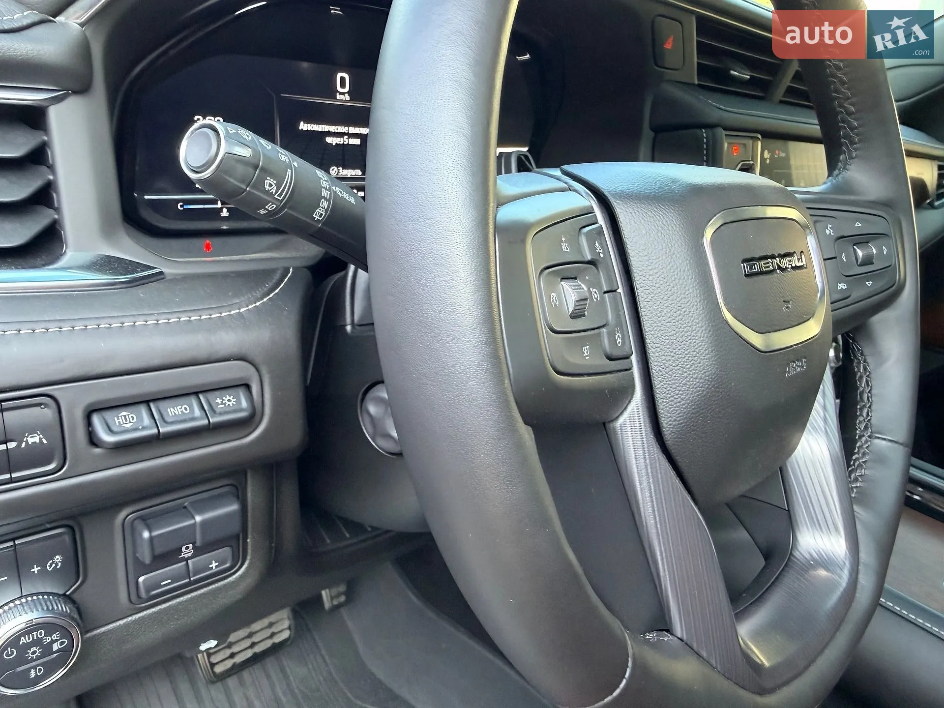2023 GMC Yukon - мініатюра 58
