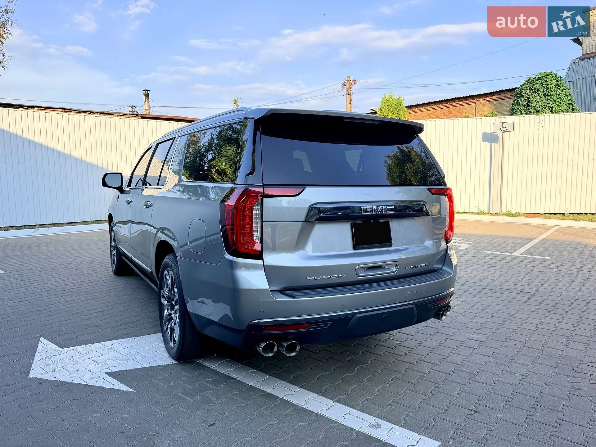 2023 GMC Yukon - мініатюра 15