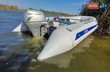 Лодка GRAND C 360 2007 в 