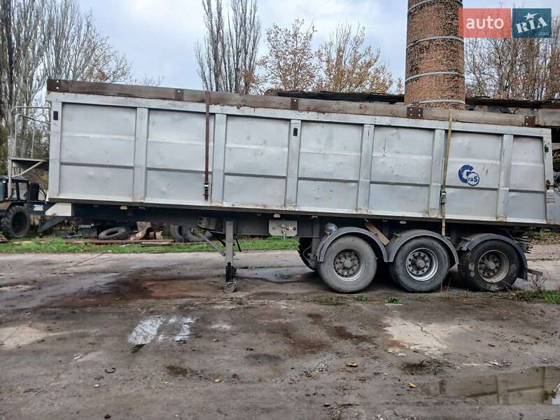 Зерновоз - напівпричіп GRAS GS 2006 в Миколаєві