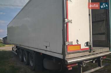 Рефрижератор полуприцеп Gray Adams GA3B 2006 в Черновцах