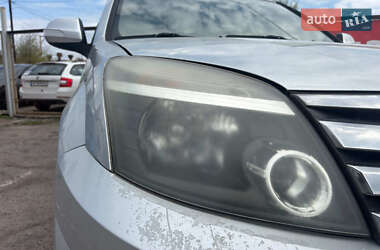 Внедорожник / Кроссовер Great Wall Haval H3 2012 в 