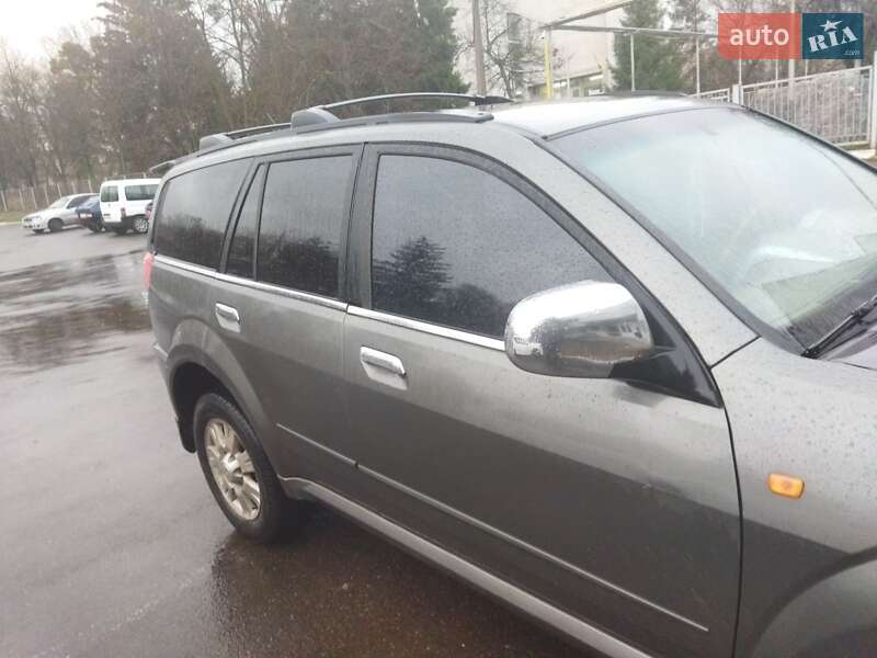 Great Wall Hover, photos from the listing