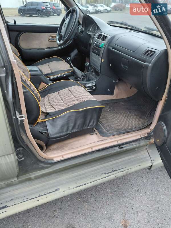 Внедорожник / Кроссовер Great Wall Safe 2005 в Киеве фото 6 Внедорожник / Кроссовер Great Wall Safe 2005 в Киеве