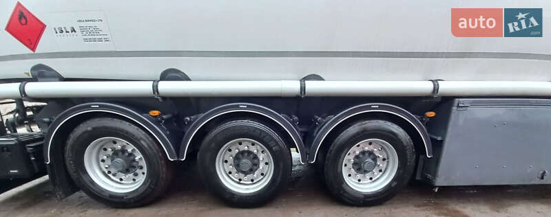 Цистерна Haller STW 1994 в Львове фото 9 Цистерна Haller STW 1994 в Львове