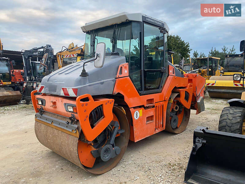 Дорожній каток Hamm DV 90VO 2006 в Львові