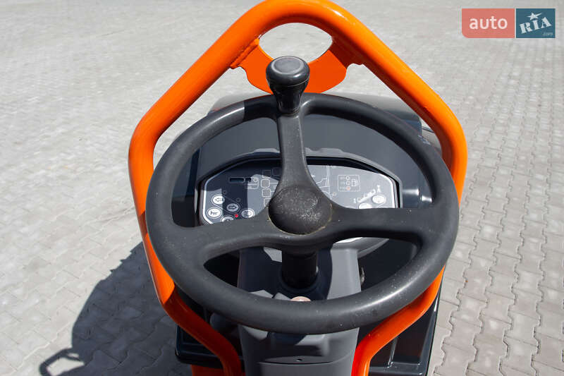 Дорожный каток Hamm HD 10 2010 в Житомире