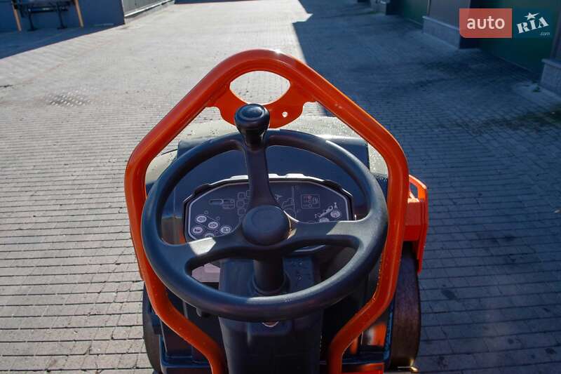 Дорожный каток Hamm HD 12 2015 в Житомире