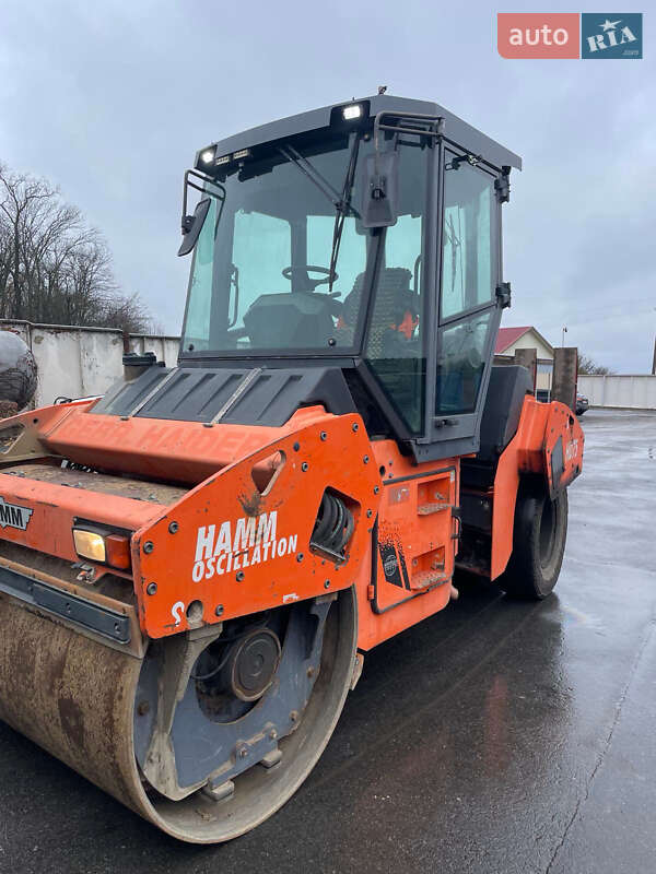 Дорожный каток Hamm HD 75 2004 в Умани