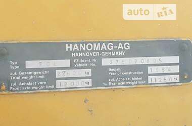 Фронтальні навантажувачі Hanomag 70E 1994 в Одесі