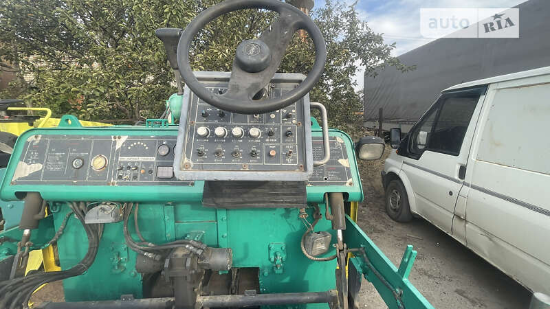 Асфальтоукладчик Hanta F31W 2007 в Николаеве