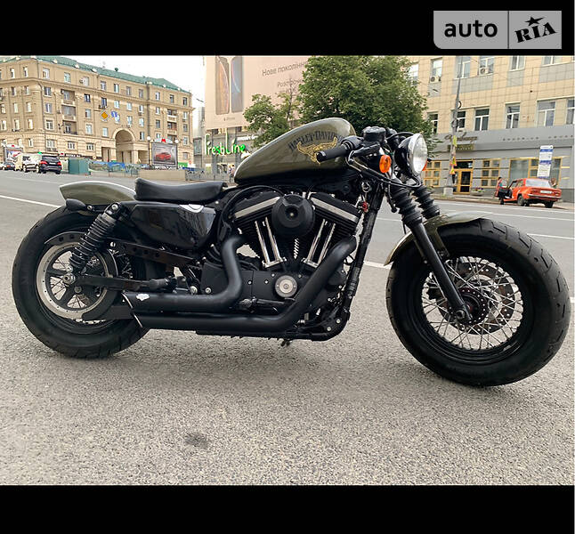 Мотоцикл Кастом Harley-Davidson 883 Iron 2016 в Харкові