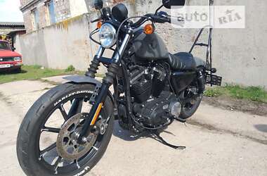 Мотоцикл Круизер Harley-Davidson 883 Iron 2022 в Чернигове