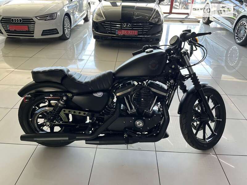 Боббер Harley-Davidson 883 Iron 2022 в Одесі