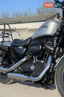 Боббер Harley-Davidson 883 Iron 2015 в 