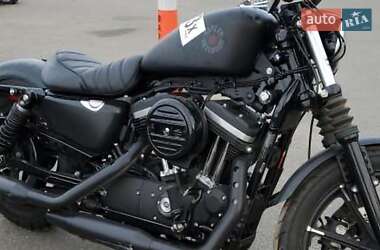 Мотоцикл Чоппер Harley-Davidson 883 Iron 2022 в 