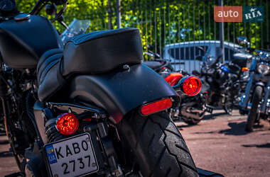 Мотоцикл Круізер Harley-Davidson 883 Iron 2019 в 