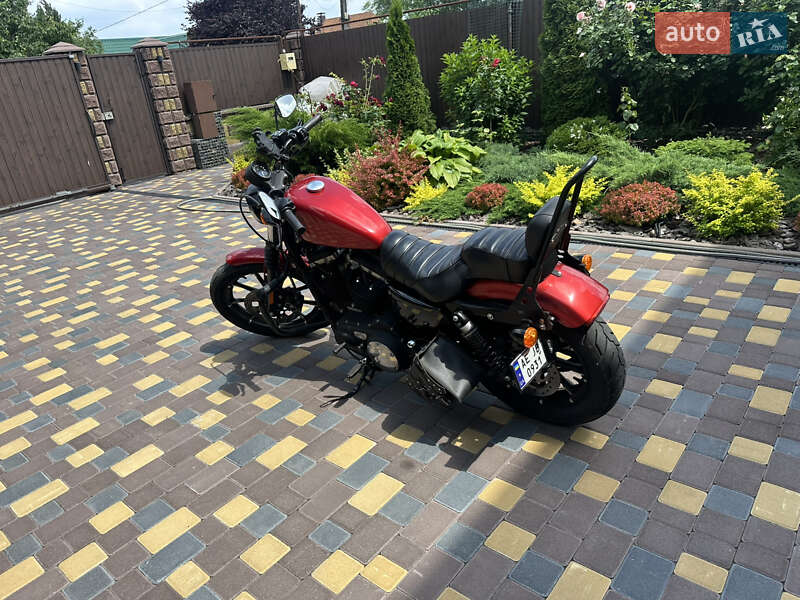 Боббер Harley-Davidson 883 Iron 2019 в 
