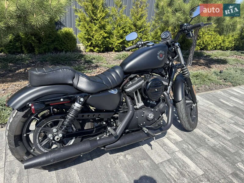 Боббер Harley-Davidson 883 Iron 2019 в Киеве