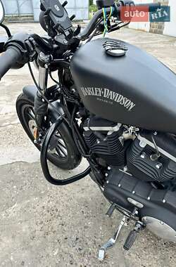 Мотоцикл Без обтекателей (Naked bike) Harley-Davidson 883 Iron 2013 в 