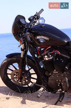 Боббер Harley-Davidson 883 Iron 2012 в 