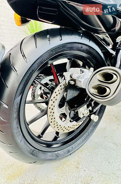 Мотоцикл Чоппер Harley-Davidson 883 Iron 2024 в 
