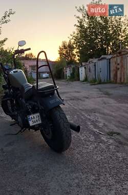 Мотоцикл Круизер Harley-Davidson 883 Iron 2011 в 