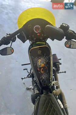 Мотоцикл Кастом Harley-Davidson 883 Iron 2014 в 