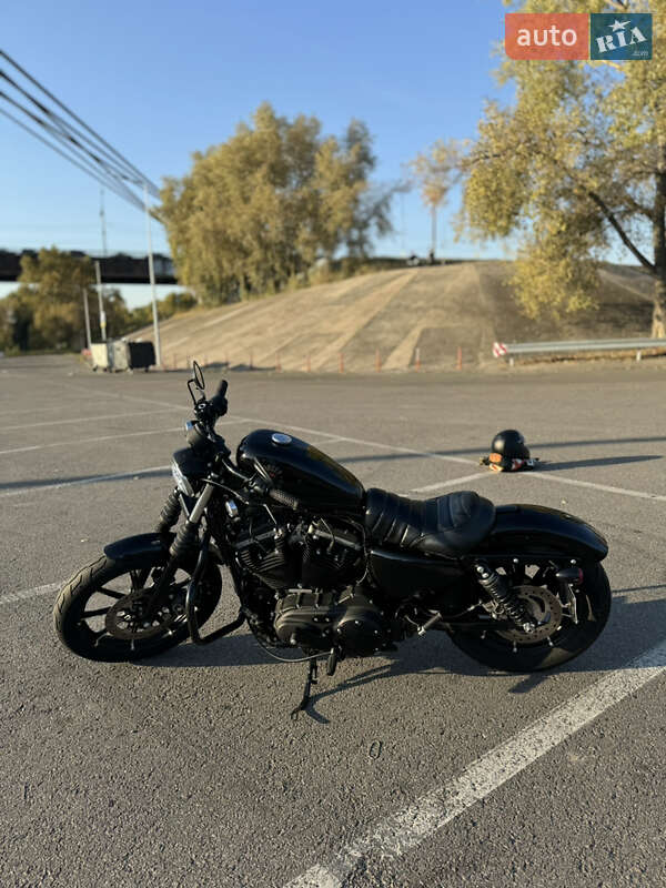 Боббер Harley-Davidson 883 Iron 2019 в Києві