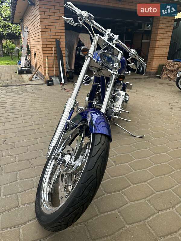 Мотоцикл Чоппер Harley-Davidson Custom 2004 в Києві
