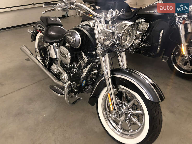 Мотоцикл Круизер Harley-Davidson CVO Softail 2014 в Львове
