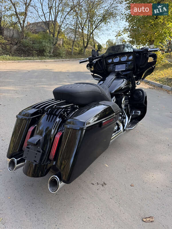 Мотоцикл Круізер Harley-Davidson CVO Street Glide 2016 в Рівному фото 7 Мотоцикл Круізер Harley-Davidson CVO Street Glide 2016 в Рівному