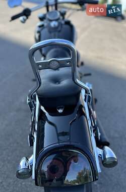Мотоцикл Круизер Harley-Davidson Dyna Fat Bob 2015 в 
