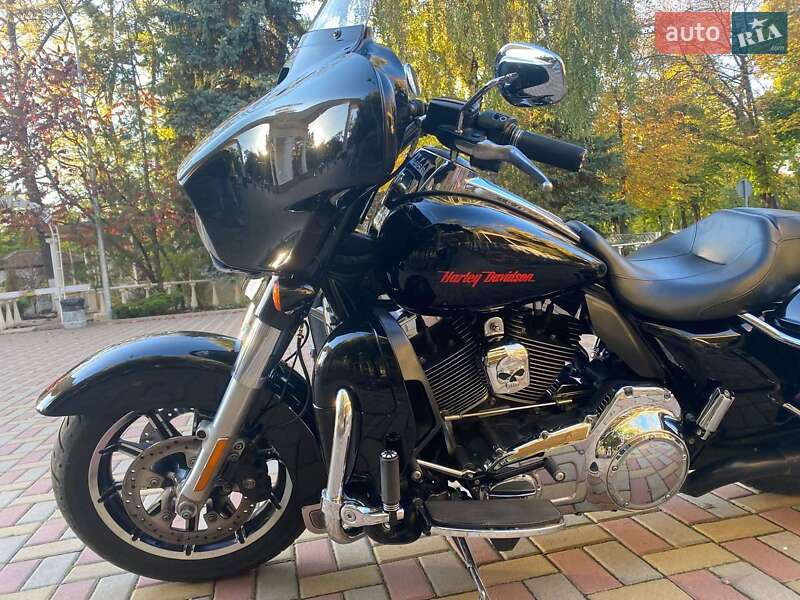 Мотоцикл Круизер Harley-Davidson Electra Glide 2015 в Краматорске
