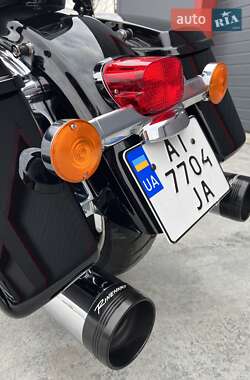 Мотоцикл Туризм Harley-Davidson FLHR 2022 в 