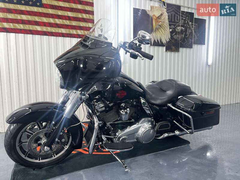 Мотоцикл Круизер Harley-Davidson FLHTC 2019 в Киеве
