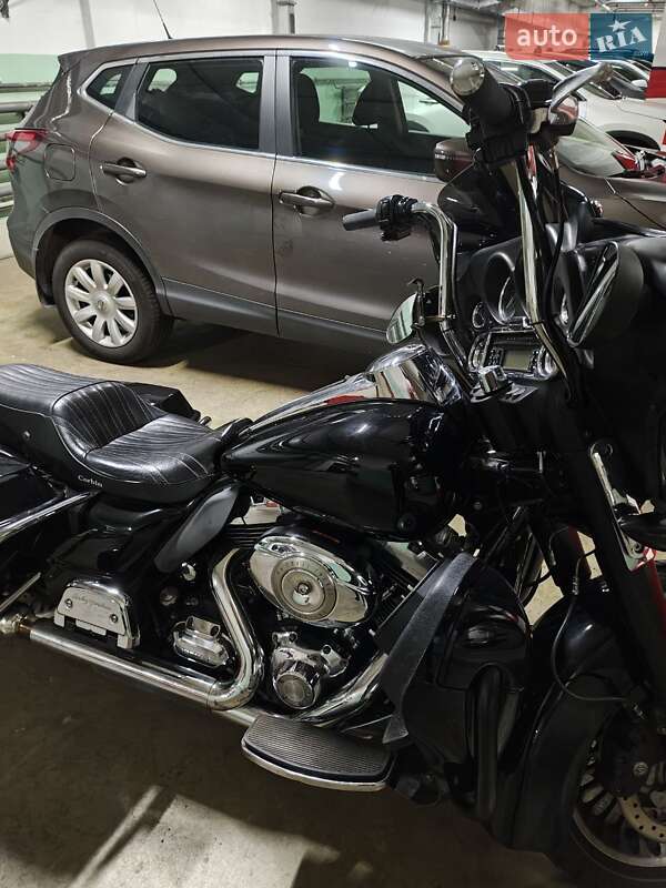 Мотоцикл Круизер Harley-Davidson FLHTC 2009 в Киеве фото 6 Мотоцикл Круизер Harley-Davidson FLHTC 2009 в Киеве