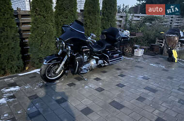 Мотоцикл Круізер Harley-Davidson FLHTC 2004 в 
