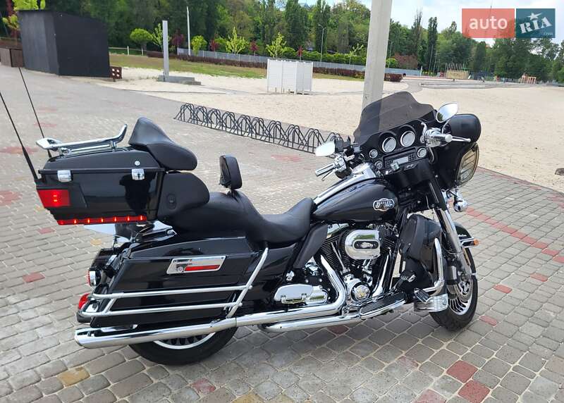 Мотоцикл Круізер Harley-Davidson FLHTCU Ultra Classic Electra Glide 2010 в Черкасах фото 6 Мотоцикл Круізер Harley-Davidson FLHTCU Ultra Classic Electra Glide 2010 в Черкасах