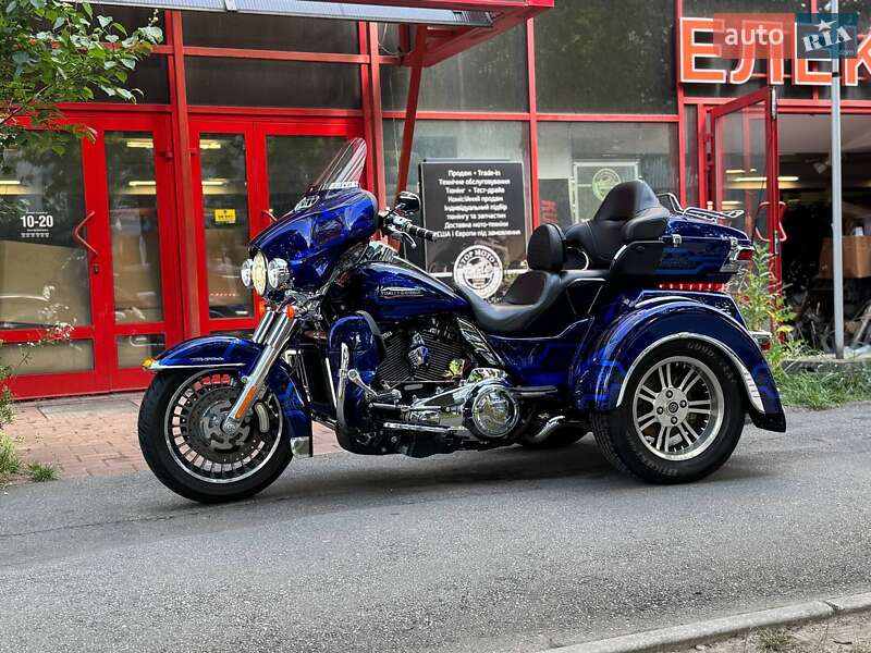 Трайк Harley-Davidson FLHTCUTG 2017 в Києві