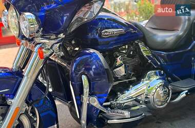 Трайк Harley-Davidson FLHTCUTG 2017 в 