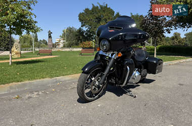Мотоцикл Чоппер Harley-Davidson FLHX Street Glide 2014 в 