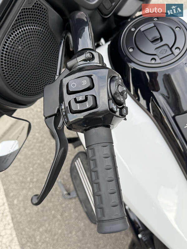 Мотоцикл Круизер Harley-Davidson FLHX 2023 в Киеве фото 19 Мотоцикл Круизер Harley-Davidson FLHX 2023 в Киеве