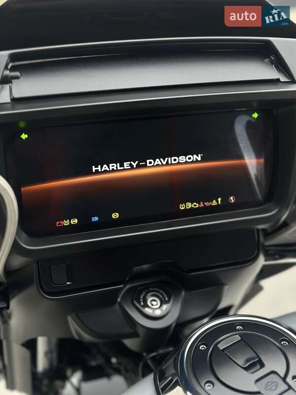 Мотоцикл Туризм Harley-Davidson FLHX 2024 в Барышевке фото 21 Мотоцикл Туризм Harley-Davidson FLHX 2024 в Барышевке
