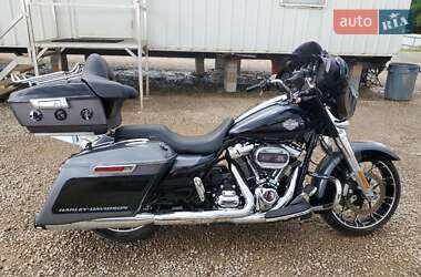 Harley-Davidson FLHXS 2021