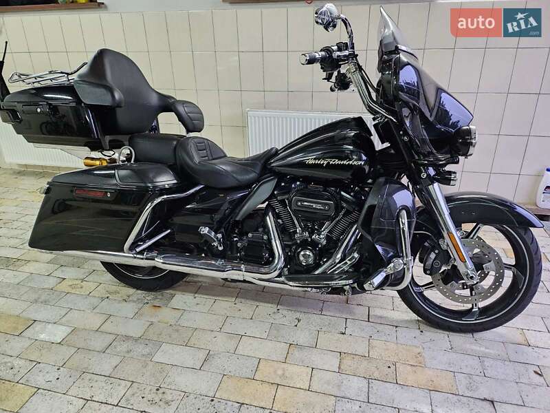 Мотоцикл Чоппер Harley-Davidson FLHXSE 2017 в Киеве фото 5 Мотоцикл Чоппер Harley-Davidson FLHXSE 2017 в Киеве