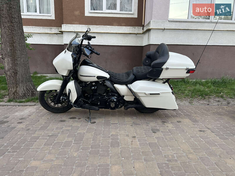 Мотоцикл Круізер Harley-Davidson FLHXSE 2018 в Ірпені