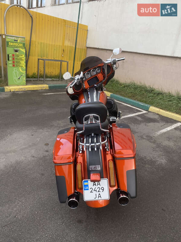 Мотоцикл Круизер Harley-Davidson FLHXSE 2018 в Киеве