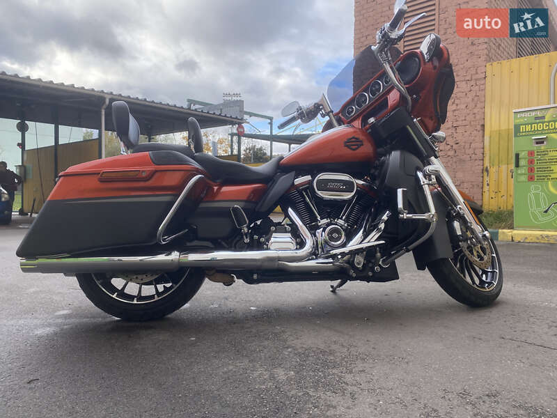 Мотоцикл Круизер Harley-Davidson FLHXSE 2018 в Киеве
