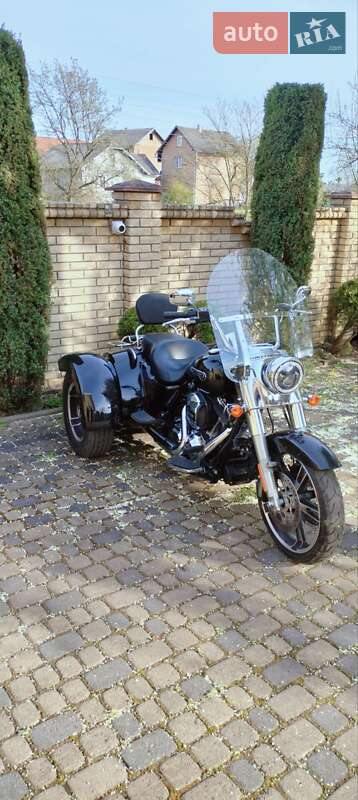 Трайк Harley-Davidson FLRT 2016 в Коломые